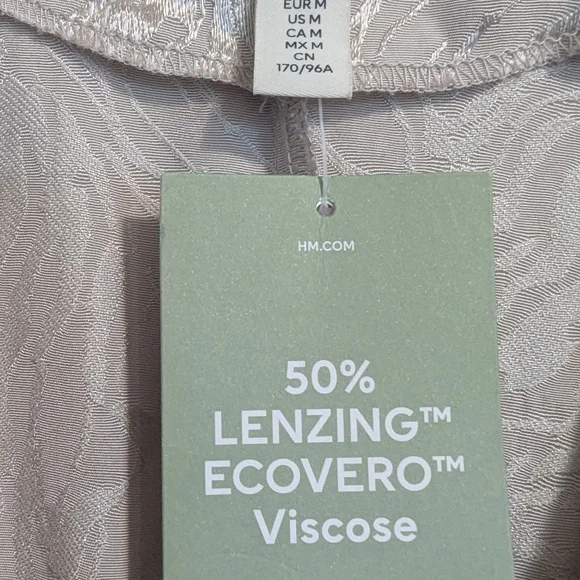 H&M Cream Patterned Robe - Picture 3 of 4